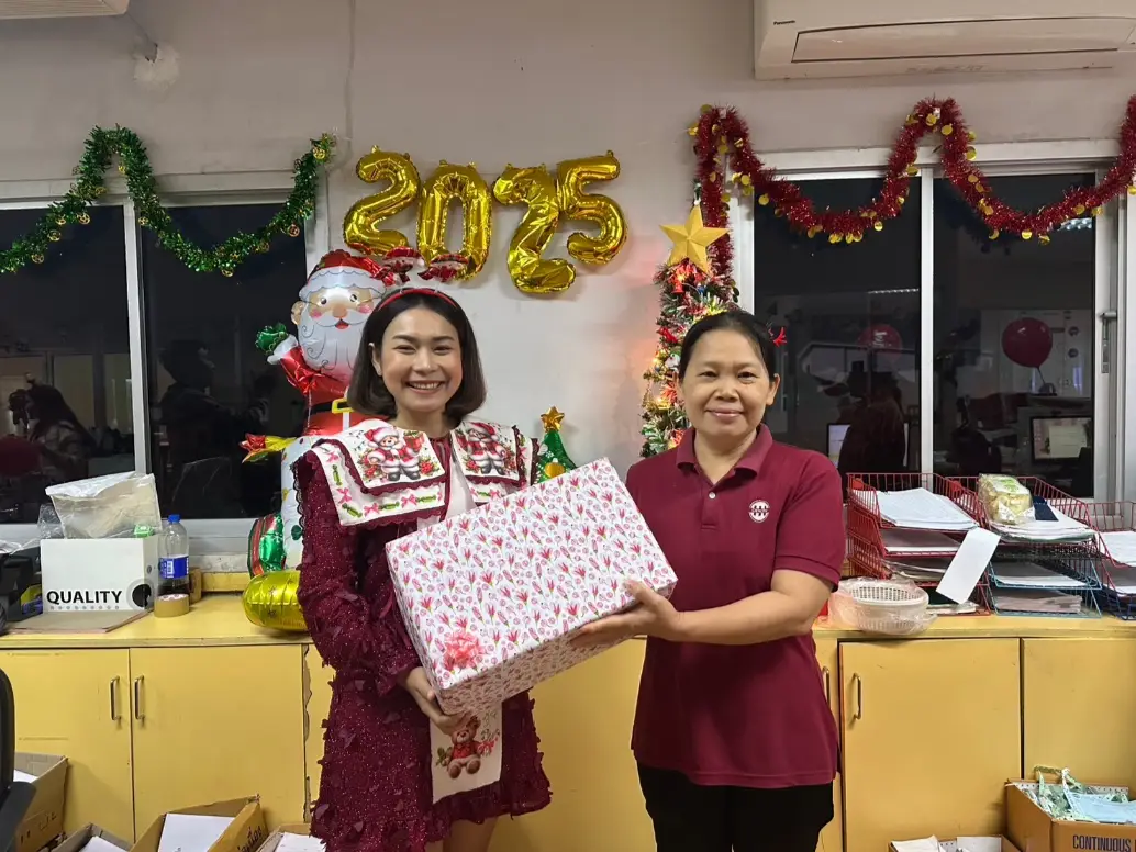 เเลกของขวัญ วันคริสต์มาส